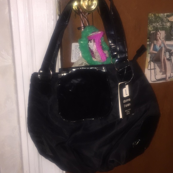 lia bela. donna loren Handbags - Beautiful brand new bag